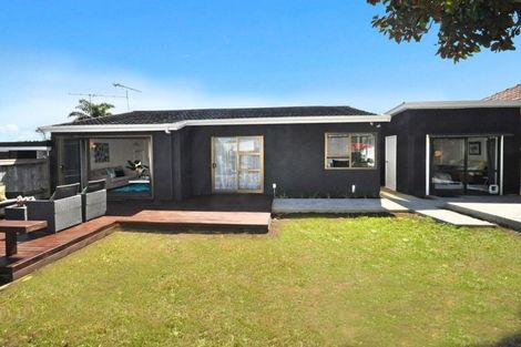 Photo of property in 25a Howe Street, Howick, Auckland, 2014