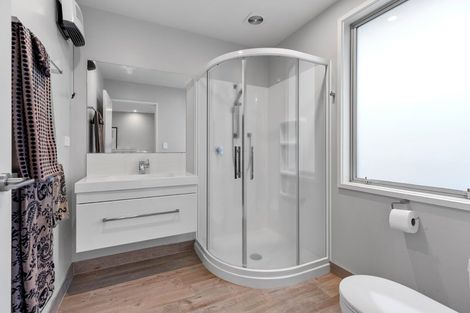 Photo of property in 90 Saint Pauls Drive, Brookfield, Tauranga, 3110