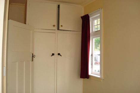 Photo of property in 1-3 Mudges Terrace, Newtown, Wellington, 6021