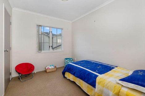 Photo of property in 34 Mulvaney Crescent, Henderson, Auckland, 0612