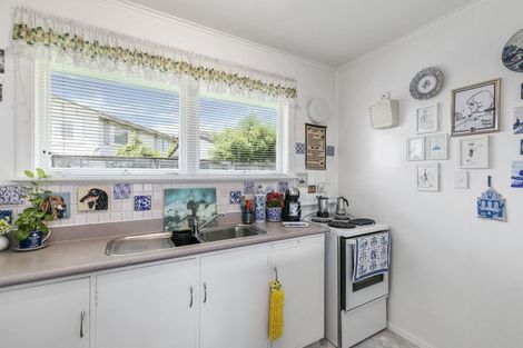 Photo of property in 2/135 Epuni Street, Epuni, Lower Hutt, 5011