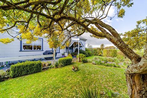 Photo of property in 23 Domain Road, Waipawa, 4210