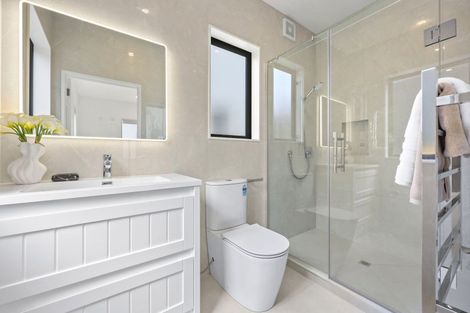Photo of property in 19b Ervine Place, Bucklands Beach, Auckland, 2014
