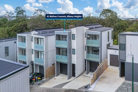 Photo of property in 41 Waihou Crescent, Albany Heights, Auckland, 0632