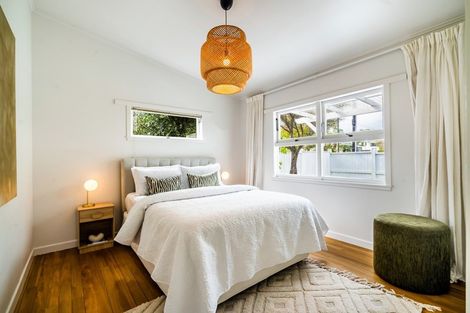 Photo of property in 1/14 Montgomery Avenue, Belmont, Auckland, 0622