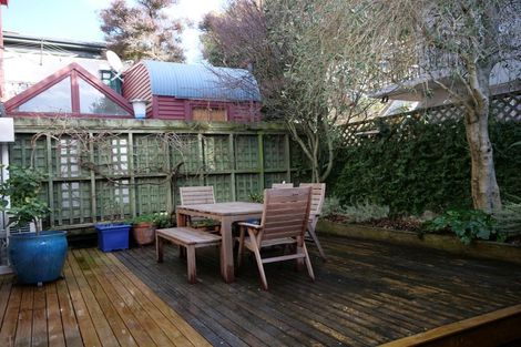 Photo of property in 6 Brougham Street, Mount Victoria, Wellington, 6011