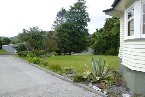 Photo of property in 19 Leith Crescent, Greymouth, 7805