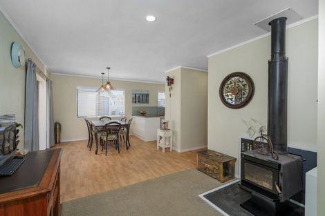 Photo of property in 28 Nicholas Avenue, Whitianga, 3510