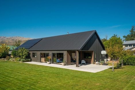 Photo of property in 26 Pisa Moorings Road, Mount Pisa, Cromwell, 9383