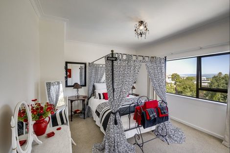 Photo of property in 125 Thompson Road, Bluff Hill, Napier, 4110