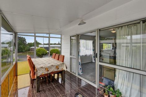 Photo of property in 2/6 Wicklow Place, Bell Block, New Plymouth, 4312