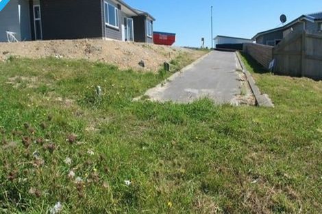 Photo of property in 150 Endeavour Drive, Whitby, Porirua, 5024