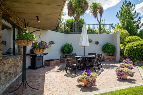 Photo of property in 233 Letts Gully Road, Letts Gully, Alexandra, 9393