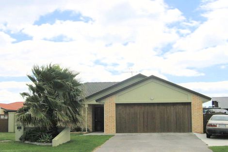 Photo of property in 48 Corinth Grove, Papamoa Beach, Papamoa, 3118