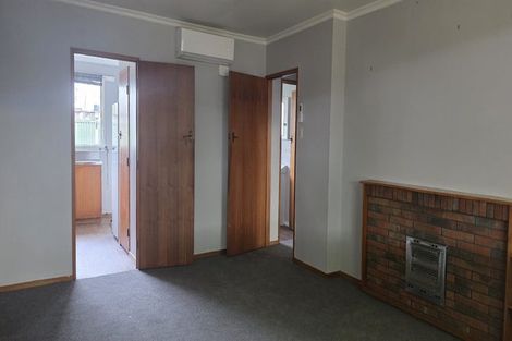 Photo of property in 2 Chaytor Street, West End, Palmerston North, 4410