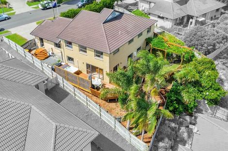 Photo of property in 15 Leafield Crescent, Henderson, Auckland, 0612