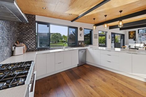 Photo of property in 421 Waterways Parade, Pauanui, Hikuai, 3579