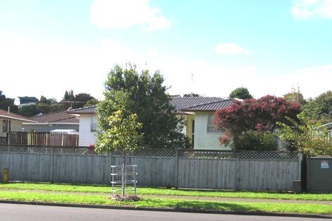 Photo of property in 396 Bucklands Beach Road, Bucklands Beach, Auckland, 2012