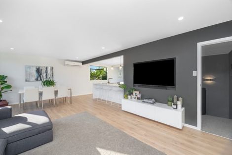 Photo of property in 14 Paulette Place, Queenwood, Hamilton, 3210