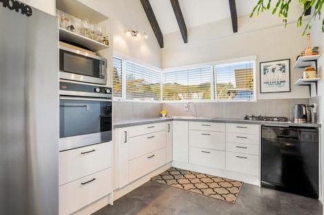 Photo of property in 68 Kinloch Road, Kinloch, Taupo, 3377