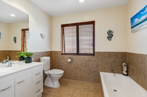 Photo of property in 25 Bethlehem Heights, Bethlehem, Tauranga, 3110