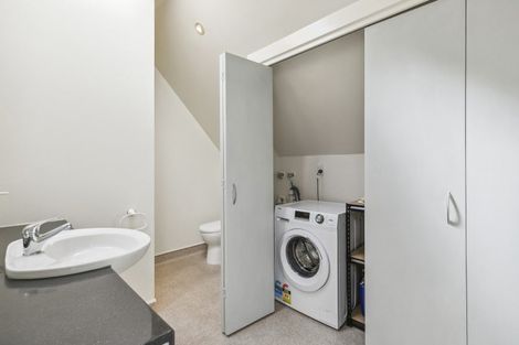 Photo of property in 3/31 Majoribanks Street, Mount Victoria, Wellington, 6011