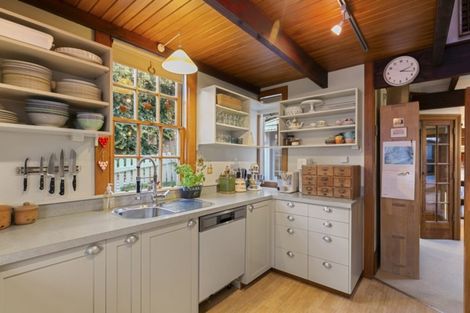 Photo of property in 28 Ascot Street, Thorndon, Wellington, 6011