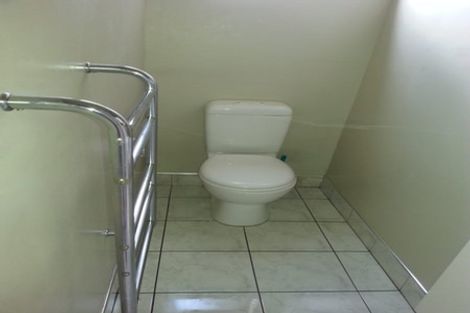 Photo of property in 32 Lynmouth Avenue, Karori, Wellington, 6012