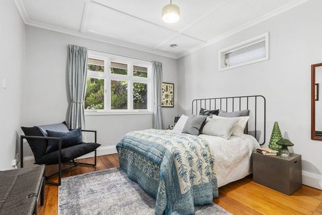 Photo of property in 19 Thorby Street, Northland, Wellington, 6012