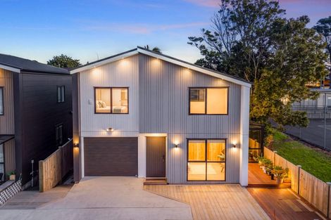 Photo of property in 2c Meadway, Sunnyhills, Auckland, 2010