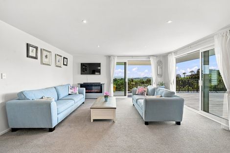 Photo of property in 136 Pinchgut Road, Kaukapakapa, 0873