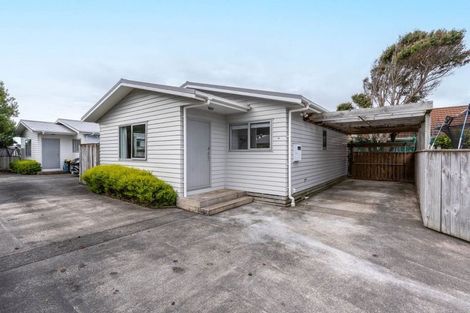 Photo of property in 7b Mclellan Street, Tawa, Wellington, 5028