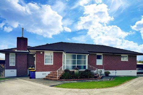 Photo of property in 36 Renata Crescent, Te Atatu Peninsula, Auckland, 0610