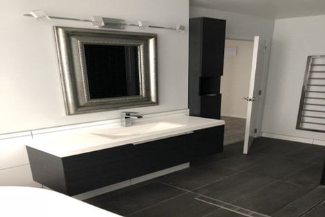 Photo of property in 18 Karamu Street, Ngaio, Wellington, 6035