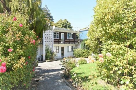 Photo of property in 67h Manor Place, Dunedin Central, Dunedin, 9016