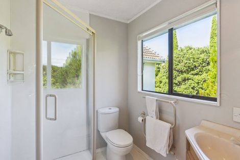 Photo of property in 22 Chilton Drive, Paraparaumu, 5032