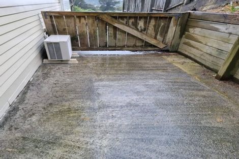 Photo of property in 92 Ironside Road, Johnsonville, Wellington, 6037