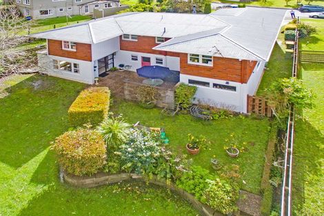 Photo of property in 25 Hartley Terrace, Massey, Auckland, 0614