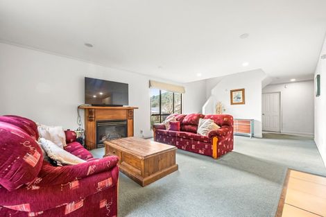 Photo of property in 1/8 Swainson Street, Naenae, Lower Hutt, 5011