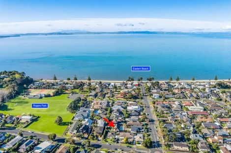 Photo of property in 1/23 Eastern Beach Road, Eastern Beach, Auckland, 2012