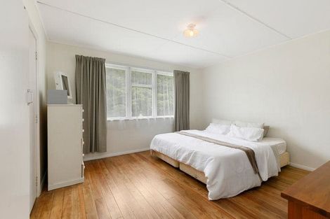 Photo of property in 80 Dowse Drive, Maungaraki, Lower Hutt, 5010