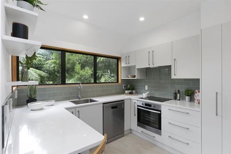 Photo of property in 31c Patanga Crescent, Thorndon, Wellington, 6011