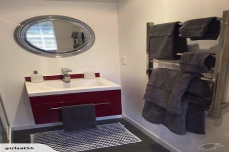 Photo of property in 56 Glen Road, Kelburn, Wellington, 6012