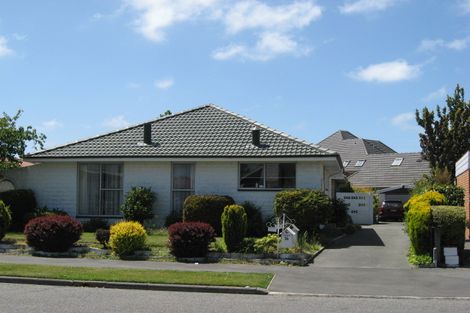 Photo of property in 1/16 Ansonby Street, Russley, Christchurch, 8042