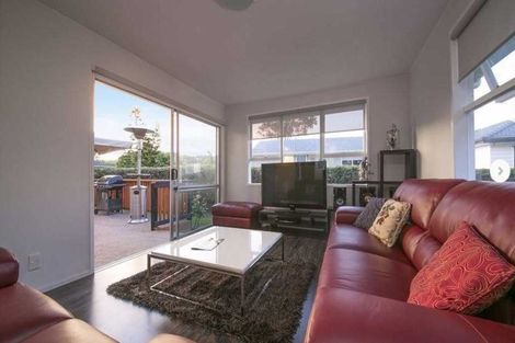 Photo of property in 28 Tabitha Crescent, Henderson, Auckland, 0612