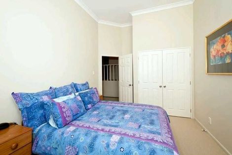 Photo of property in 31 Cricklade Terrace, Windsor Park, Auckland, 0632