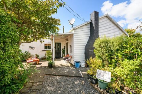 Photo of property in 9 Lambert Street, Marton, 4710