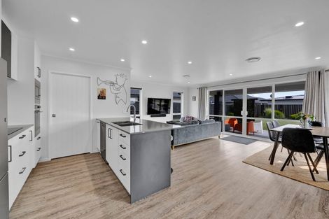 Photo of property in 51d Rata Street, Hawera, 4610