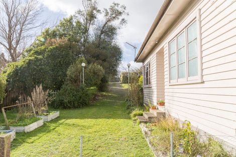Photo of property in 35 Cadman Street, Dannevirke, 4930