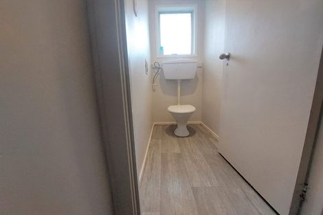 Photo of property in 111 Kemp Road, Massey, Auckland, 0614